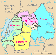 Peta Rwanda némbongkeun 5 propinsina dina rupa-rupa warna, ogé kota utami, dano, walungan, jeung téritori nagara tatangga