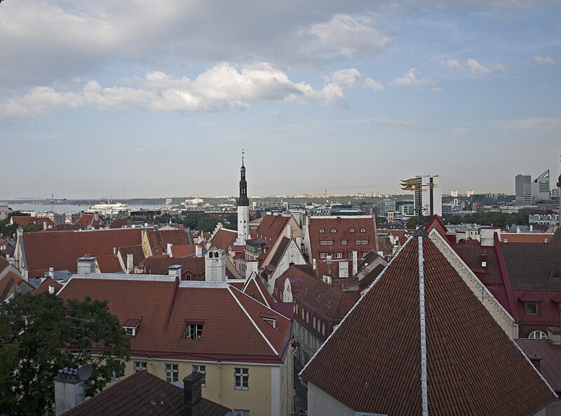 File:Tallinn Tower of Church of Holy Spirit from Kohtuotsa viewing platform 1.jpg