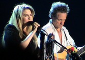 Fleetwood Mac's Stevie Nicks and Lindsey Buckingham in 2003