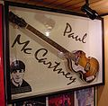 Di "Höfner"-Basgitari fan Paul Mc Cartney (Beatles)