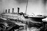Dotarea, 1911–1912: Nava în docuri