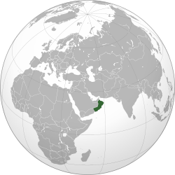 阿曼喺阿拉伯半島嘅位置（綠色）