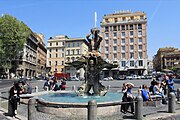 バルベリーニ広場(Piazza Barberini)