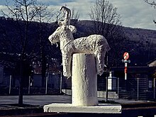 Pedro Meier Sculpture »Deer«, (wood, bast, straw, laced, white color, Objet trouvé) 2014, Skulpturenpark Kunsthalle Olten Offspace, Switzerland. Photo © Pedro Meier Multimedia Artist