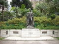纪念香港开埠百年而竖立的英国君主乔治六世之铜像
