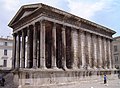 Romersk tempel Maison Carrée i Nîmes, Frankrig, ca. 1. årh. f.v.t.