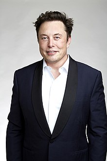 Musk di hari kemasukan Royal Society di London pada Julai 2018