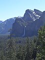 Yosemite Ulusal Parkı'nda "Bridalveil Çağlayanı"
