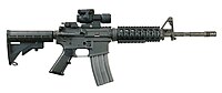 נשק אישי: רובה M4A1 פלאט-טופ