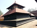 കുക്കുടാകൃതിയിലുള്ള ശ്രീകോവിൽ - കണ്ടിയൂർ ക്ഷേത്രം