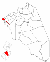 Location of Palmyra in Burlington County highlighted in red (right). Inset map: Location of Burlington County in New Jersey highlighted in red (lower left).