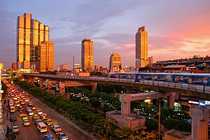 Bangkok sunset with skytrain