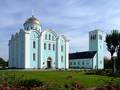 La cathédrale de la Dormition, construite par Mstislav II de Kiev en 1160 classée[6].