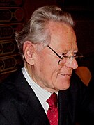 Hans Küng, que intervino en el Concilio Vaticano II como teólogo, es el principal referente de la tendencia "progresista" del catolicismo, y ha sido sancionado por sus opiniones consideradas heterodoxas (1979).
