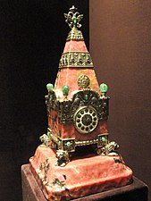 Kremli torni kujuga kell. Rodoniit, hõbe, email, smaragdid ja safiirid, Faberge töökoda, 1913