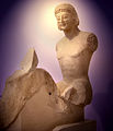 Kouros konjanik, Muzej Akropole, Atena.