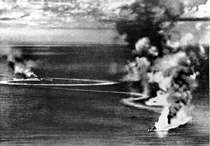 kapal penjelajah berat Inggris Dorsetshire dan Cornwall di bawah serangan udara Jepang dan rusak berat pada April 5, 1942