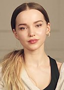 Actress Dove Cameron sporting early 2020s makeup trends.