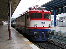 Lokomotiva E 52504 Turskih državnih željeznica, na stanici "Sirkeci" u Istanbulu, 2006.