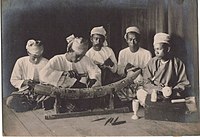 Работници на слонова коска во Калкута, ок. 1903 година