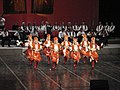 فتيات يرقُصنَ الرقص الشعبي المقدوني.