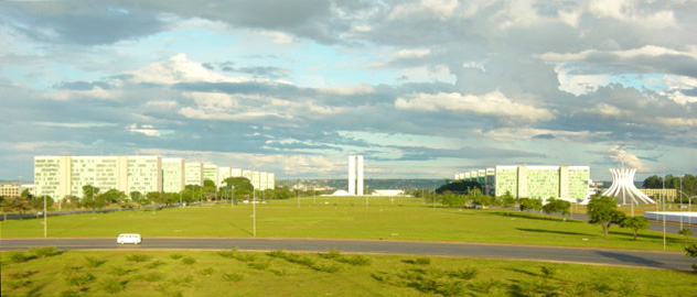 File:Brasília Esplanada Pan.jpg