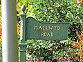 Arwydd 'Mallwyd Road'; Merion