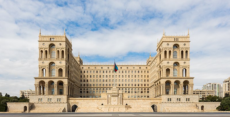 File:Gobierno de Azerbaiyán, Baku, Azerbaiyán, 2016-09-26, DD 27.jpg