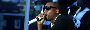 Kanye West boots heckling fan from concert (+video)