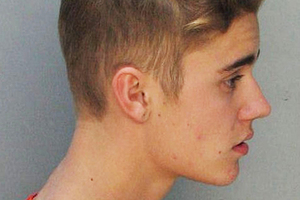 Bieber's bad day: Weed, beer, F-bombs and jail