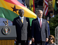 Ghanaian President John Kufuor and Bush (AP Images)