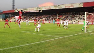 Boluspor-Sivasspor maçı fotoğrafları