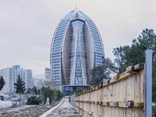 The Trump Tower Baku never opened. Trump partnered with an Azerbaijani family that U.S. officials called notoriously unethical.