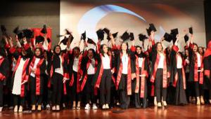 Kırıkkale Kız Meslek Lisesinde mezuniyet sevinci