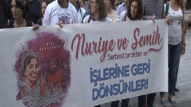 Kadıköyde Nuriye Gülmen ve Semih Özakçaya destek eylemi