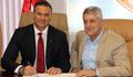 Samsunspor, Alpay Özalanla 3 yıllık sözleşme imzaladı