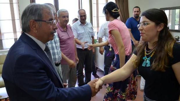 Gelibolu Belediye Başkanı Özacar personelle bayramlaştı