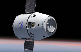 Į Žemę sugrįžo bendrovės „SpaceX“ krovininė kapsulė