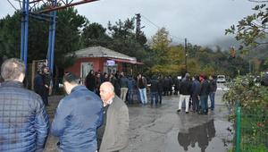 Zonguldakta maden işçileri ocaktan çıkmama eylemi başlattı (5)