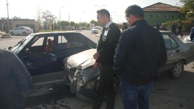 Elazığda kaza: 1i çocuk 5 kişi yaralandı