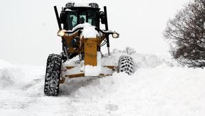 Erzincan’da 75 köy yolu kardan kapandı