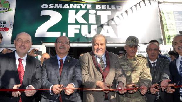 Osmaniye Belediyesi Kitap Fuarı açıldı