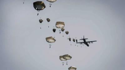 parachute-d-day