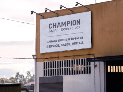 Local Garage Door Repair Santa Ana