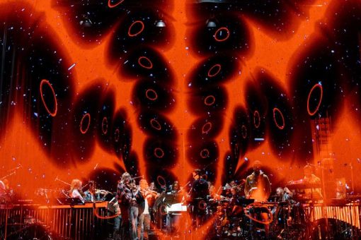 Schlagzeug-Ensemble „Repercussion“ bietet Konzertshow mit künstlicher Intelligenz