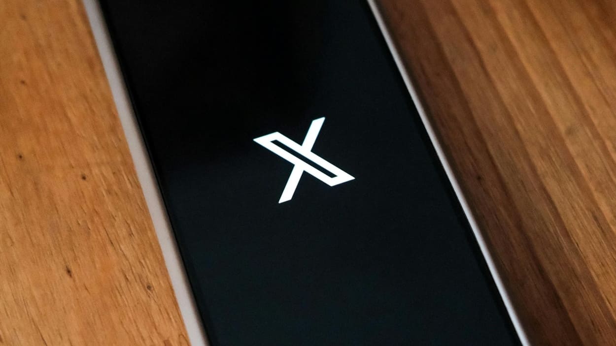 Icono de X, plataforma de Elon Musk. EP. 