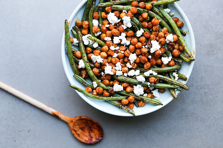 Harissa Green Beans with Spiced Chickpeas and Feta Cheese | www.floatingkitchen.net