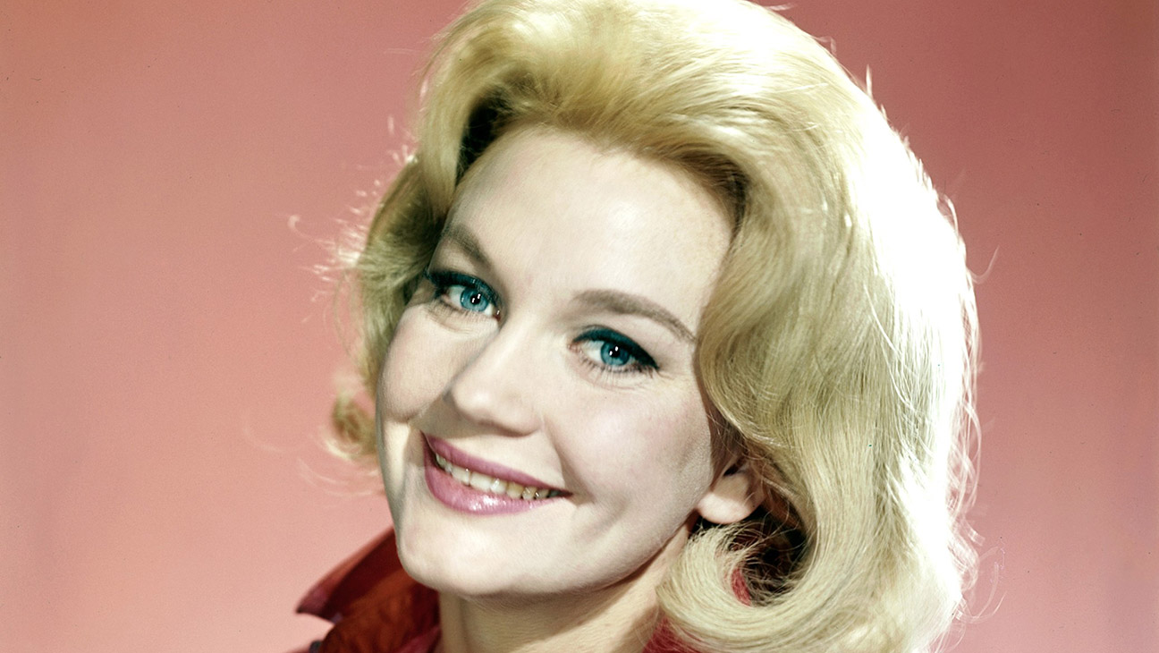 Elizabeth MacRae, ca. 1967