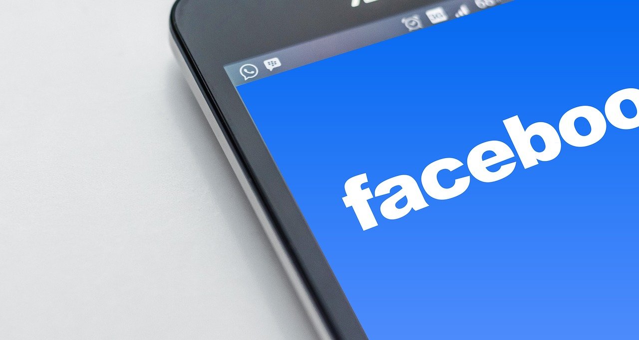 Class-action lawsuit against Facebook alleges anticompetitive behavior