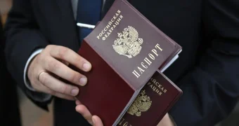 Лишенным гражданства России предложили право остаться в стране до 90 дней